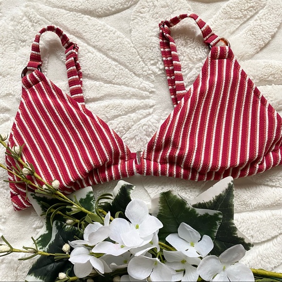 Cupshe Triangle Bikini Top Red & White Striped Size Large - Picture 1 of 9